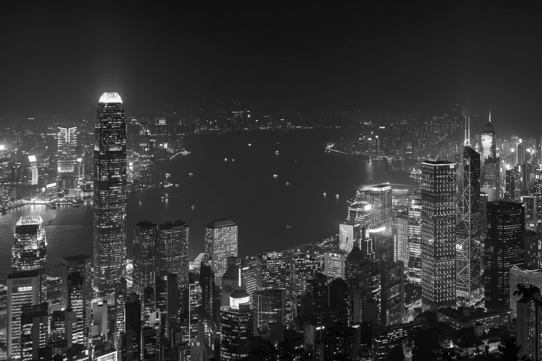 HKEX Pipeline Attracts Family‑Office Capital as IPO Market Nears Inflection
