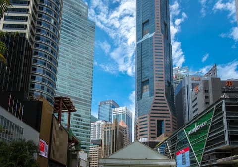 Singapore VCCs Emerge as Preferred Vehicle for Family‑Office RMB Exposure